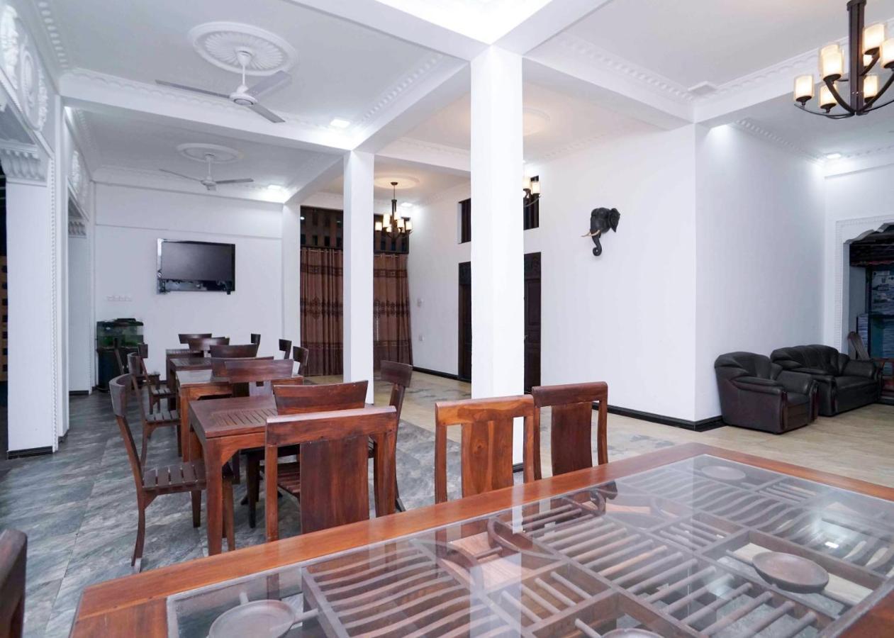 Shirantha Hotel Galle Zewnętrze zdjęcie